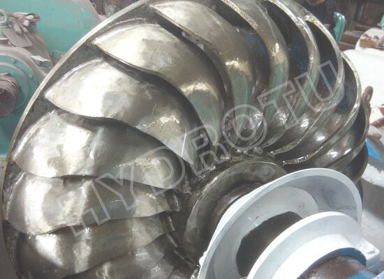 Turgo Hydro Turbine 100KW-2000KW con un alcance de cabeza de 70m-200m y una eficiencia del 88%