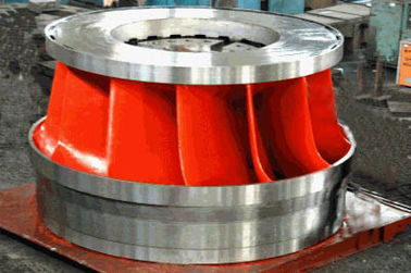 ¿Cuál es el progreso de producción del Francis Turbine Runner de acero inoxidable?